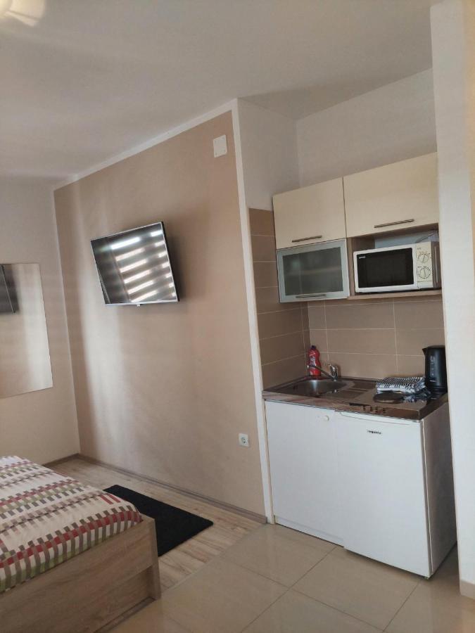 Apartments Stipe Biograd Na Moru Esterno foto